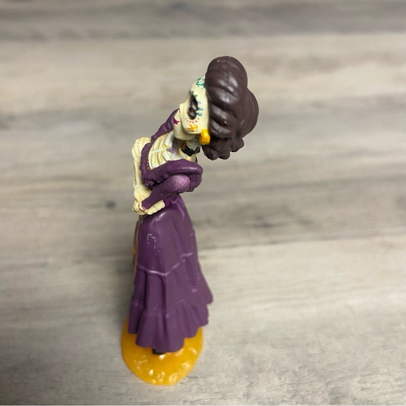 Disney Pixar Coco Mama Imelda 3.75" Figure Cake Topper Collectible Movie Kids. - Picture 2 of 5